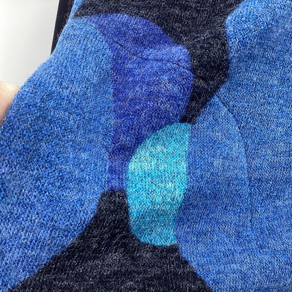 *** Terra Apparel Blue Cowl Neck Sweater with Abstract Circles*** XS - Picture 6 of 13